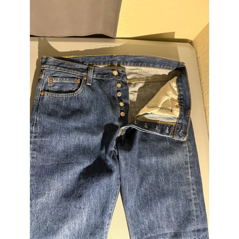 Levis 501 Original Fit Mens Jeans 34x36‎ Medium Wash Blue Denim 00501-0194